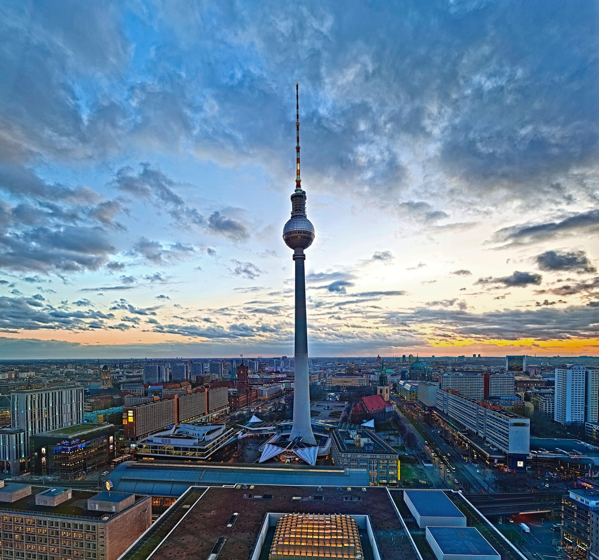 Der Fernsehturm Berlin - blog.gestreift.net (Photoblog)